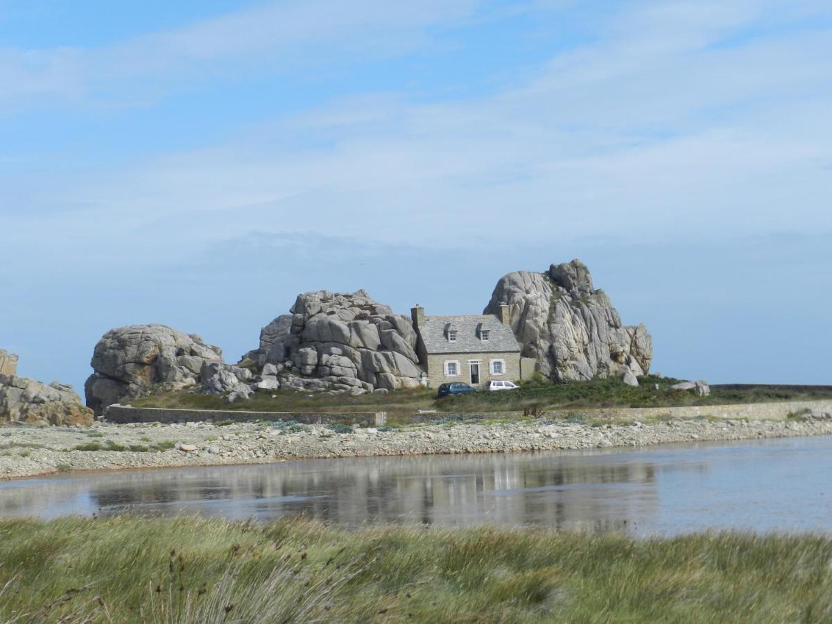 Aux Perderies Bed & Breakfast Tréguier Eksteriør bilde
